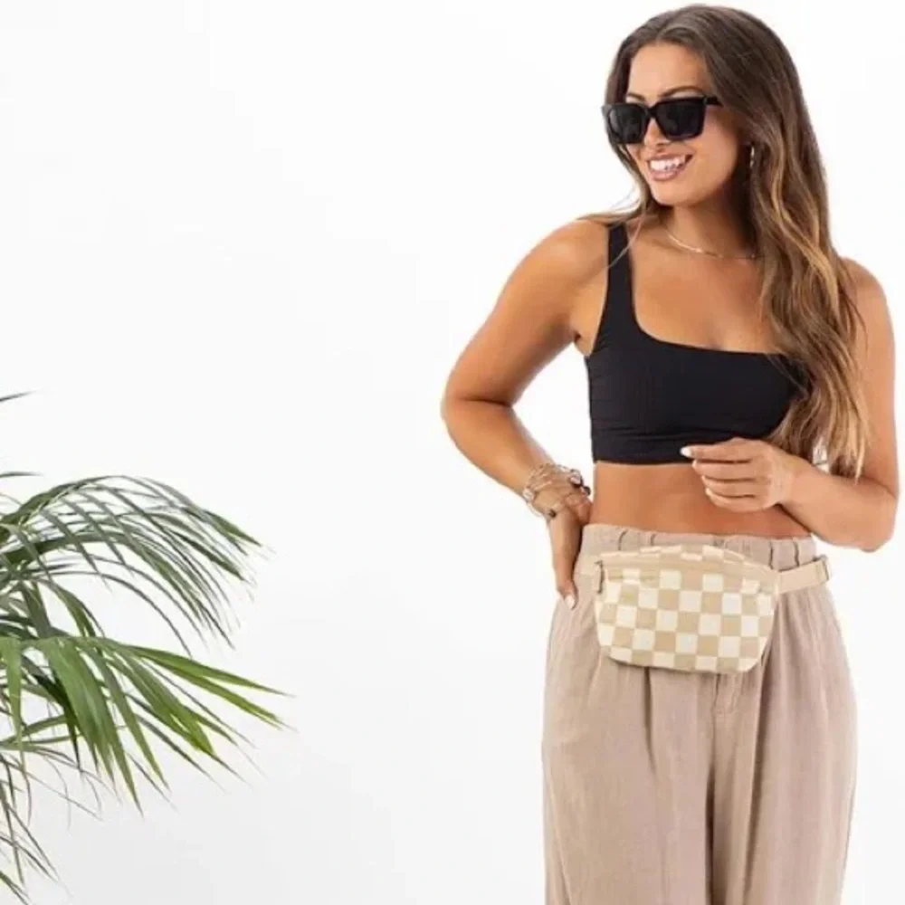 ALOHA Collection Checkmate Mini Hip Bag - Picture 2 of 7